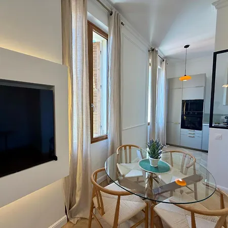 T2 Design En Plein Centre D'ajaccio * 아작시오